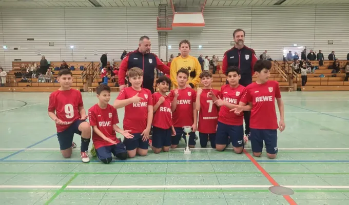D2 gewinnt Hallenturnier